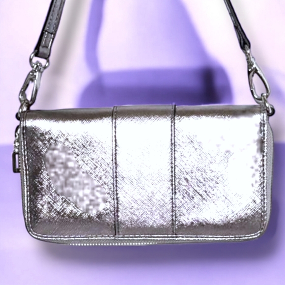 ❔Guess Silver Small Handbag Wallet - Picture 6 of 12